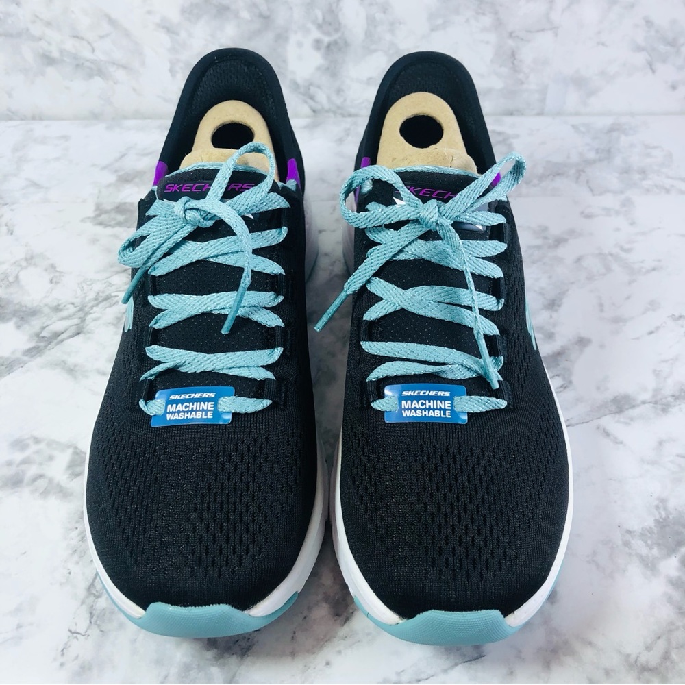NEW Skechers Arch Fit- Fresh Flare Womens Shoes Size 7 Color Black/Multi .